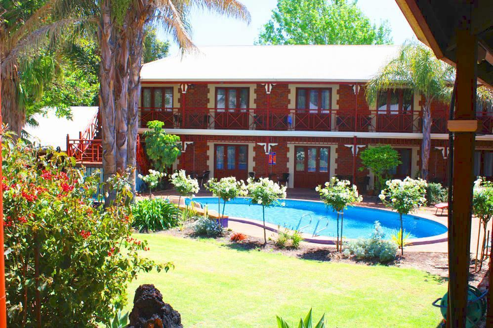Heritage Country Motel Perth Exteriör bild